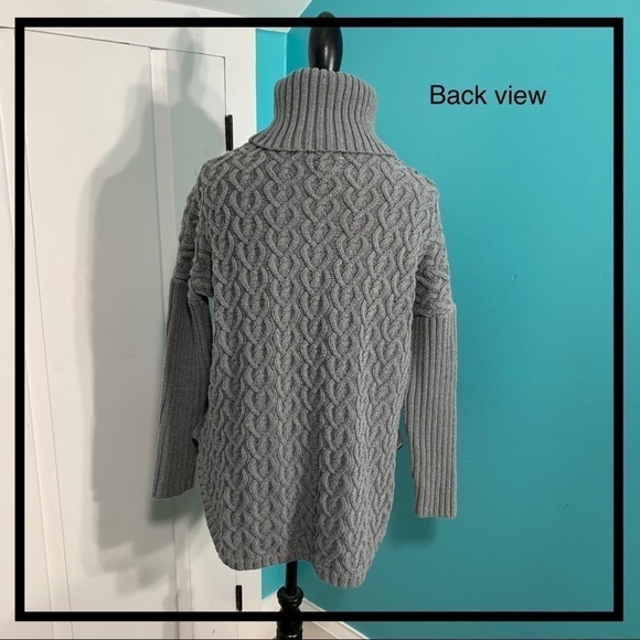 BETWEEN me & you Gray CableKnit Turtleneck Sweater - Picture 3 of 8